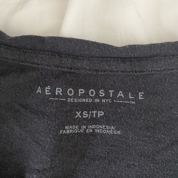 Aeropostale V-neck Tee - Picture 4 of 5